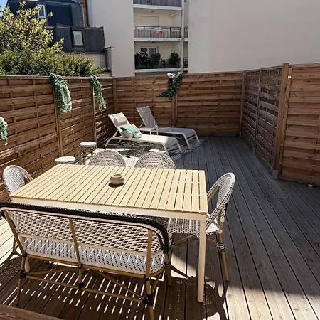 Terrasse Vue Cathédrale Centre *